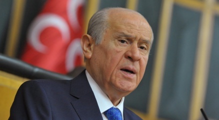 devlet-bahceli-den-ataturk-e-hakaret-eden-tarihcilere-sert-tepki