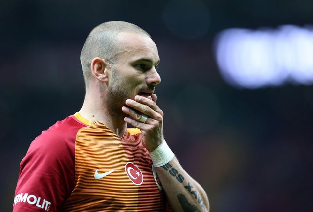 sneijder-icin-zenit-ten-transfer-aciklamasi