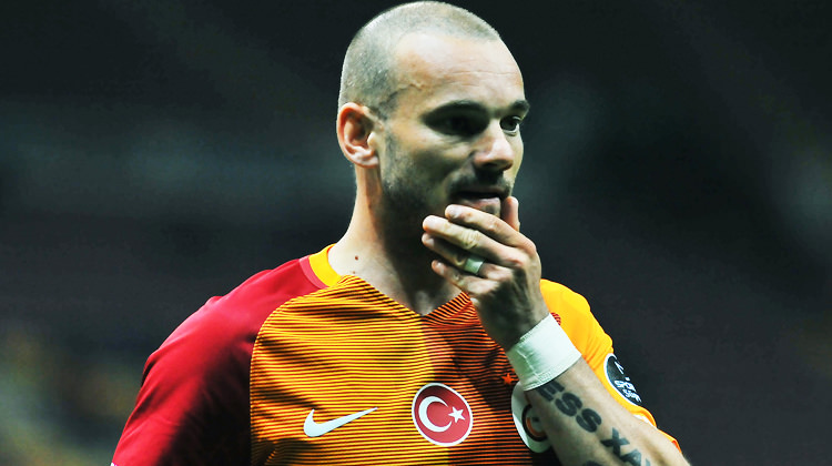 sneijder-istanbul-dan-ayrilirken-bombaladi