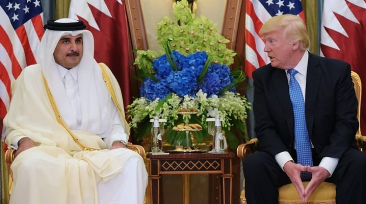 trump-tan-katar-emiri-al-thani-ye-telefon