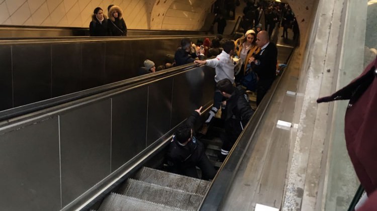 Maslak metrosunda inanılmaz kaza!