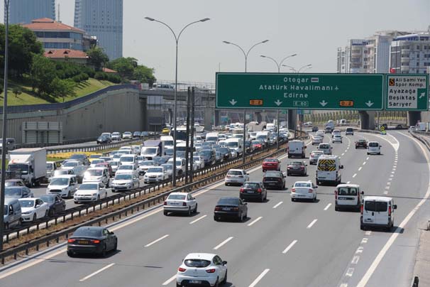 İstanbul'da bazı yollar 17:30 da trafiğe kapatılacak