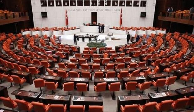 Yeni dönemde de HDP'nin İstilal Marşı Düşmanlığı