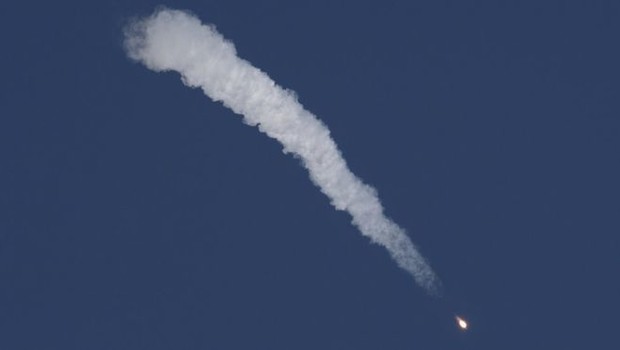 Soyuz roketi arızalandı, astronot ve kozmonot 'paraşütle atladı'