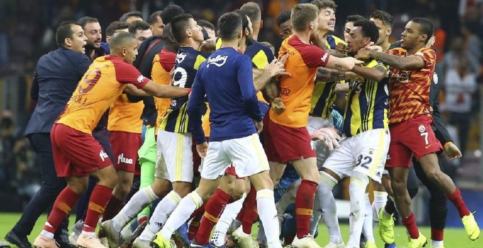 galatasaray-fenerbahce-derbi-olay-1