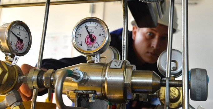 Brüksel'de üçlü doğal gaz zirvesi