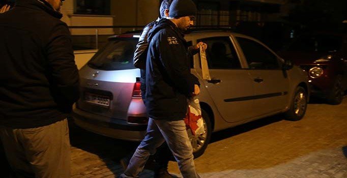 İstanbul'da FETÖ operasyonu: Gözaltılar var