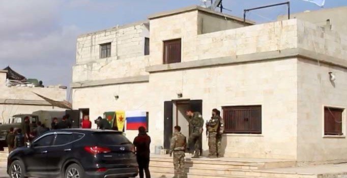 Rus ordusu, Münbiç'te YPG ile ortak devriye yapıyor