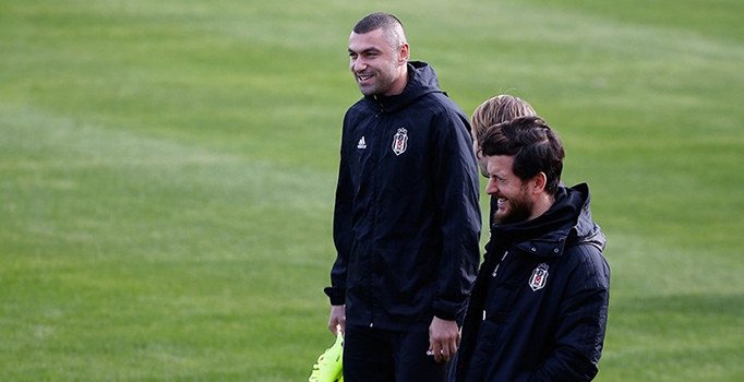 Burak Yılmaz, Beşiktaş'ta antrenmana çıktı