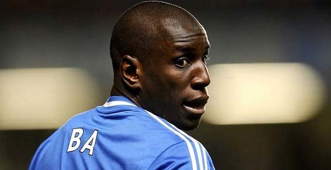 Demba Ba, Galatasaray'dan haber bekliyor