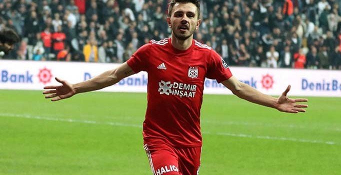 Beşiktaş'tan Emre Kılınç için resmi teklif