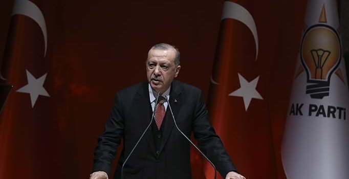 Erdoğan: CHP, 12 Eylül'ün mirasçılarını yeniden vitrine çıkarıyor