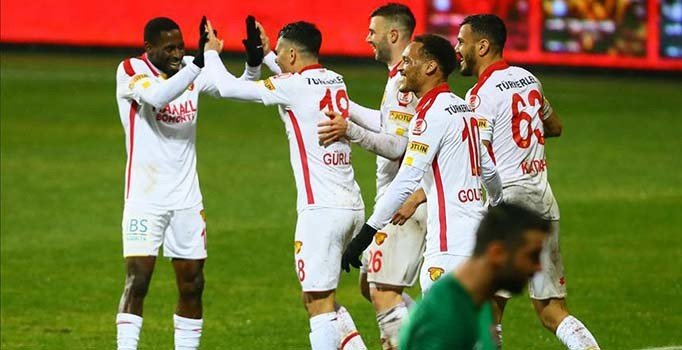 Göztepe, kupada 42 yıl sonra çeyrek finalde