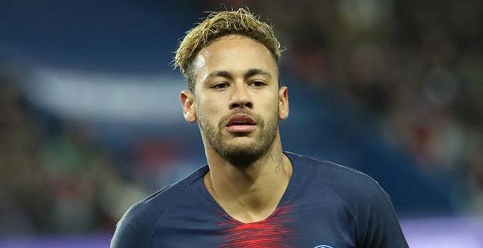 PSG'de Neymar şoku! 2,5 ay forma giyemeyecek