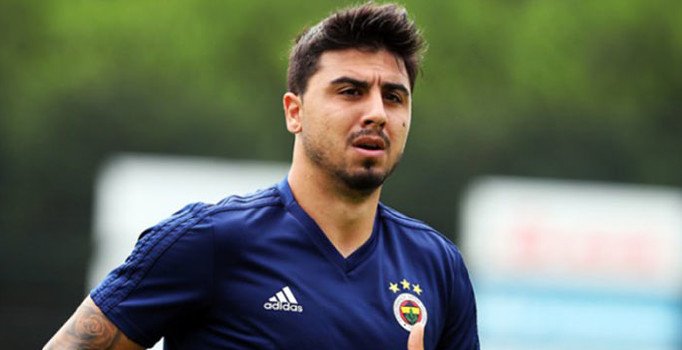 Ozan Tufan resmen Alanyaspor'da