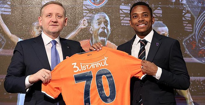 Robinho, resmen Medipol Başakşehir'de