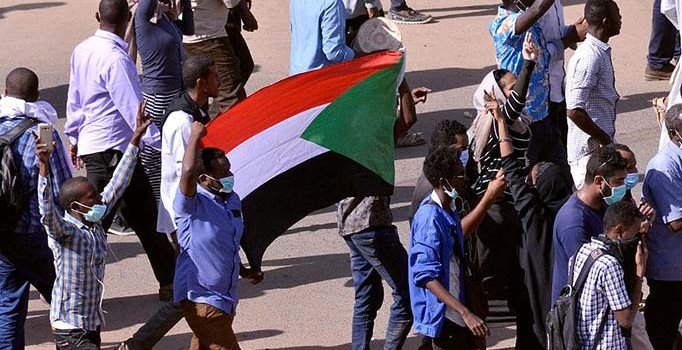 Sudan'da halka ülke genelinde gösteri çağrısı