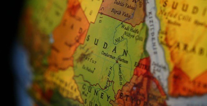 Sudan'da doktorlar grev ilan etti