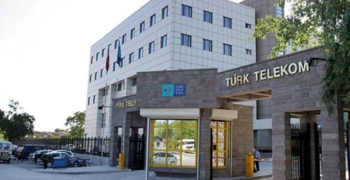 Türk Telekom'dan 1.4 milyar lira net zarar