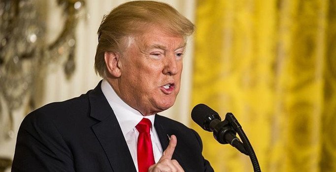 Trump, “Yüzyılın Anlaşması”nı erteledi