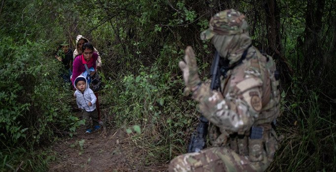 Pentagon'dan Meksika sınırına 3 bin 750 asker daha