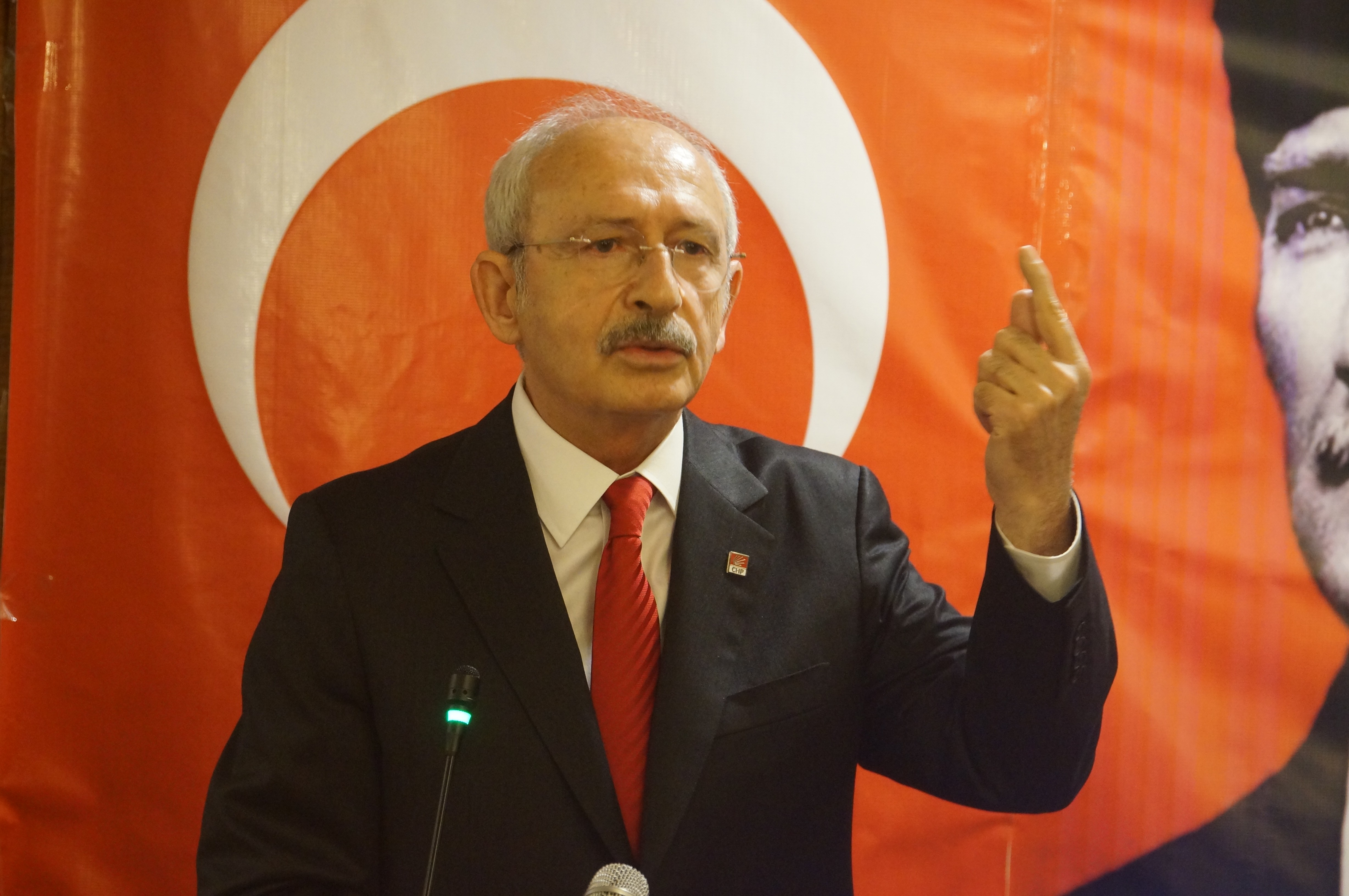 KILIÇDAROĞLU: "BİRLİKTE YAŞAYACAKSAK HUZUR İÇİNDE STRATEJİK DÖNÜŞÜM SAĞLAMAK ZORUNDAYIZ"