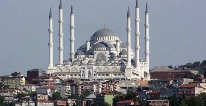 Çamlıca Camii dahil onlarca dev projeye imza atan Hedef Yapı iflas etti