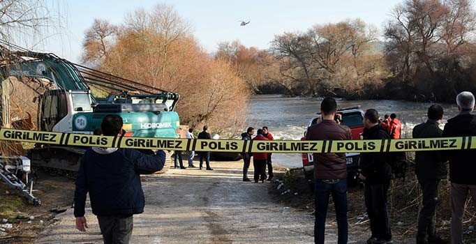 Çanakkale'de kayıp olduğu öne sürülen 4 çocuk, 200 kişilik ekiple aranıyor