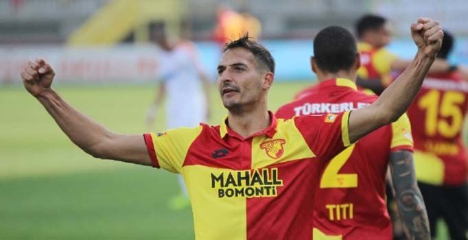 Göztepe'de hedef yarı final