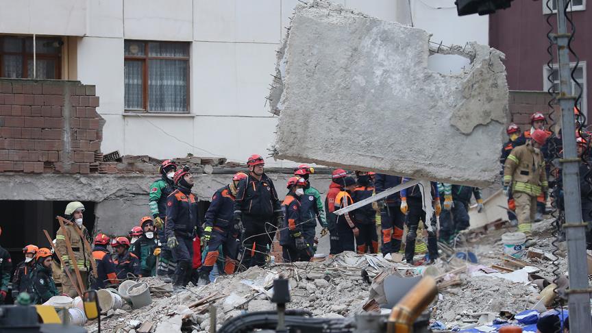 Kartal'da Çöken Binanın Enkazından 3 Kişinin Daha Cesedi Çıkarıldı