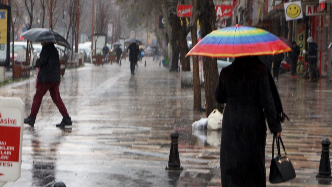 Meteorolojiden Yağmur Ve Kar Uyarısı