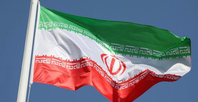 İran'dan Avrupa'ya füze uyarısı: Komplo kurmayın