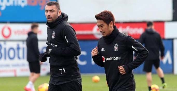 Kagawa Beşiktaş'la ilk antrenmanına çıktı