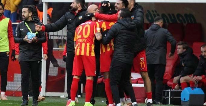 Kayserispor Beşiktaş’ı gözüne kestirdi