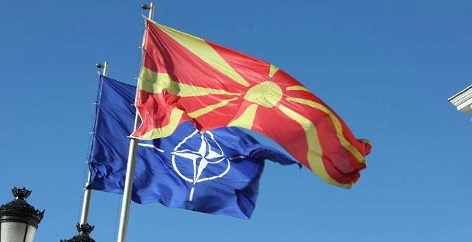 Makedonya, NATO'ya katılım protokolünü imzaladı
