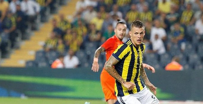 Fenerbahçeli yıldız Skrtel milli takımı bıraktı