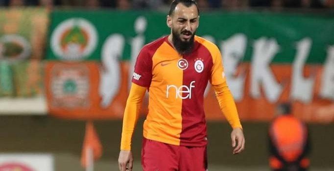 Kostas Mitroglou fark attı!