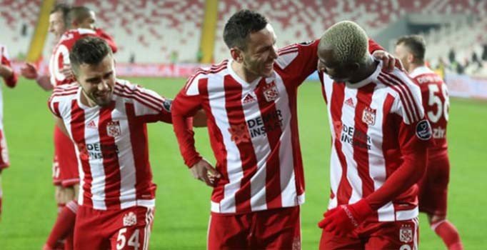 Sivasspor, iç saha serisini 9 maça yükseltti