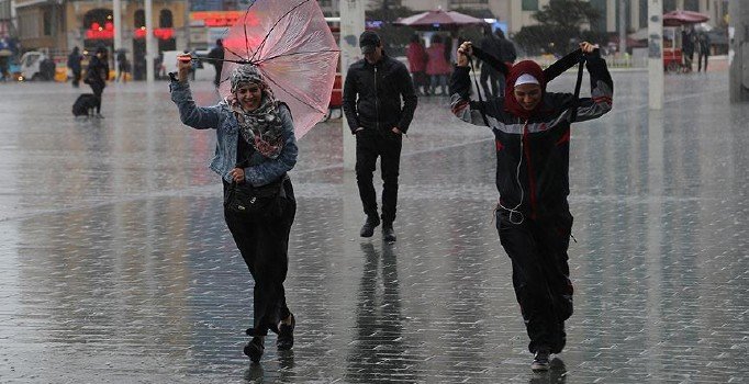 Meteoroloji'den peş peşe uyarılar: Hem sağanak hem kar