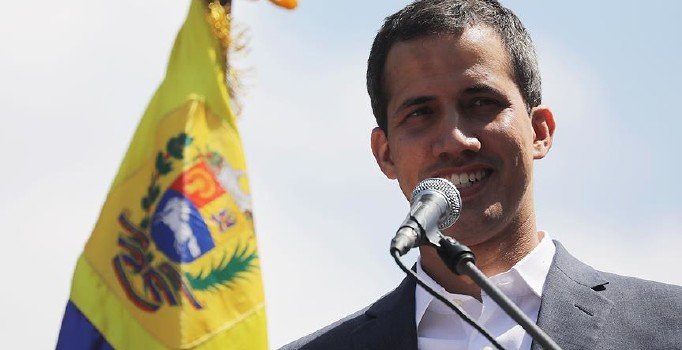 İspanya, İngiltere ve Fransa muhalif lider Guaido'yu resmen tanıdı