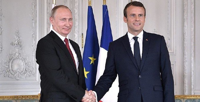 Putin ve Macron Suriye'yi görüştü