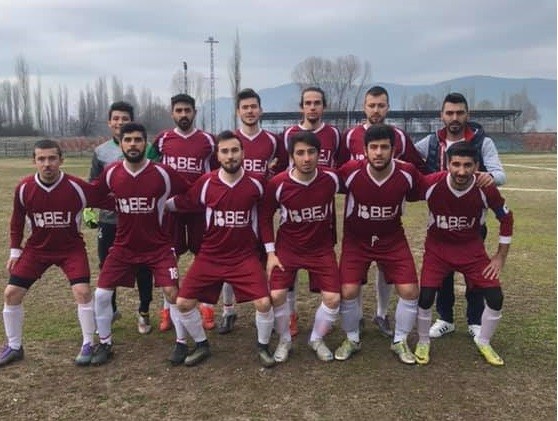 LİDERİN RAKİBİ MAÇA GELMEDİ BİLECİKSPOR GÖLPAZARI DEPLASMANINDA 1 PUANLA DÖNDÜ