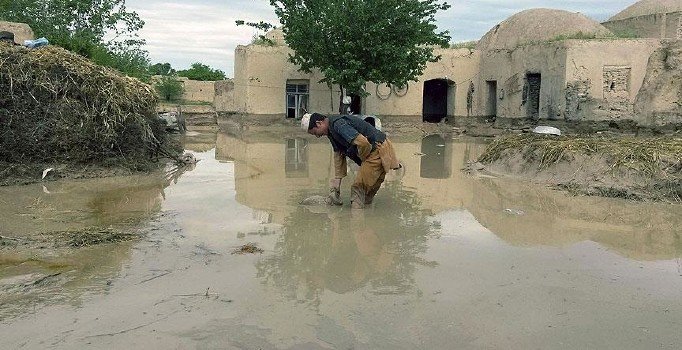Afganistan'da sel felaketi 13 can aldı