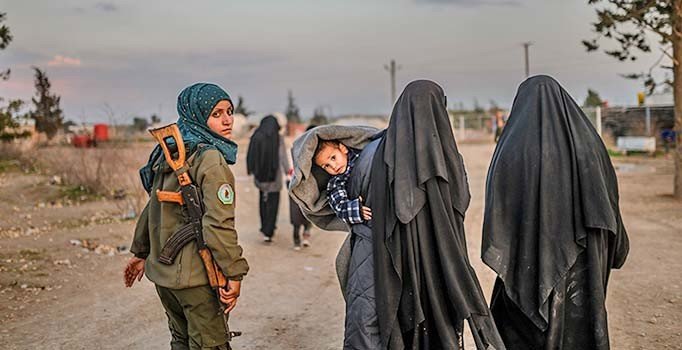 Hol Kampı'nda YPG zulmü: 100 çocuk ve 10 kadın öldü