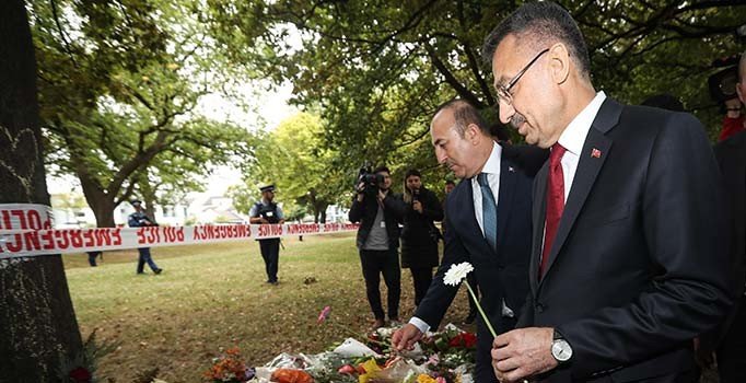 Fuat Oktay Yeni Zelanda'dan mesaj verdi: Terör belası için ortak dil kullanılmalı