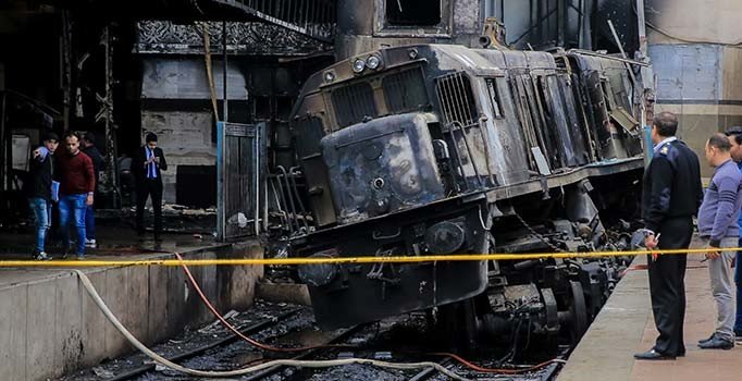 Mısır'daki tren kazalarındaki ihmale 'idam' teklifi