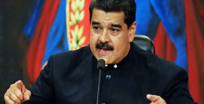 Maduro'dan kabinesinde köklü değişim sinyali