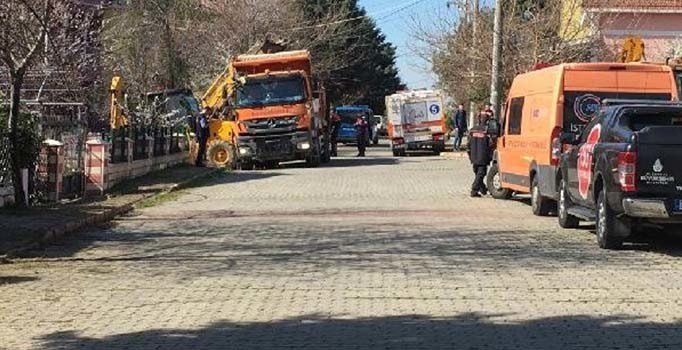 Silivri'de define faciası! 2 kişi göçük altında kaldı