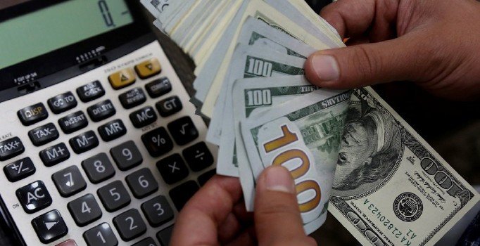 Dolar/TL kuru haftaya 5,37 seviyelerinde başladı