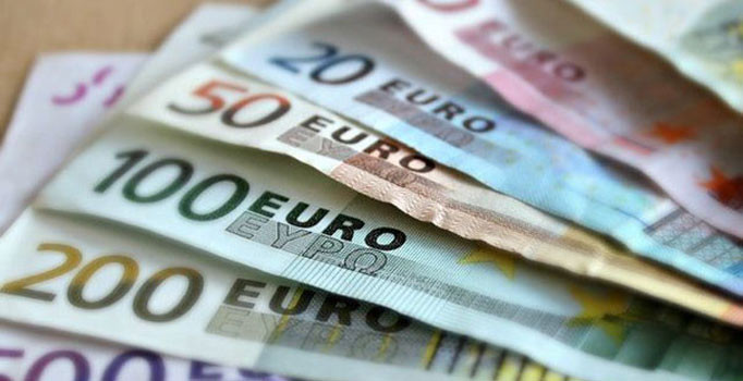 Euro, 21 ayın dip seviyesini gördü